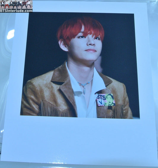 BTS POLAROID FANSITE V KIM TAEHYUNG 김태형 RED HAIR BROWN JACKET FANSIGN REVORN FANSITE