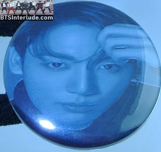 BTS PONYTAIL HOLDER BUTTON JEON JUNGKOOK 전정국 BLACK WHITE CLOSEUP SEAMLESS HAIR TIE