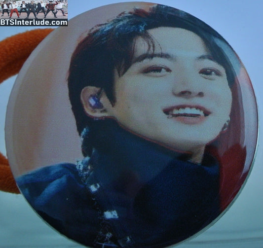 BTS PONYTAIL HOLDER BUTTON JEON JUNGKOOK 전정국 SMILING YET TO COME INKIGAYO SEAMLESS HAIR TIE