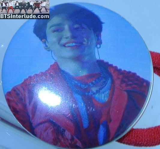 BTS PONYTAIL HOLDER BUTTON JEON JUNGKOOK 전정국 SMILE RED PTD PERMISSION TO DANCE CONCERT VEGAS SEAMLESS HAIR TIE