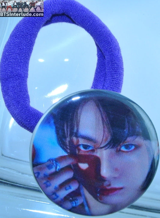 BTS PONYTAIL HOLDER BUTTON JEON JUNGKOOK 전정국 SCRATCHING EYE SEAMLESS HAIR TIE