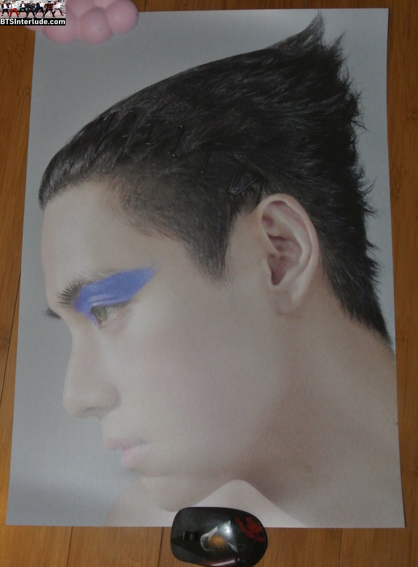 BTS POSTER OFFICIAL V KIM TAEHYUNG 김태형 TYPE PROFILE BLUE EYESHADOW OFFICIAL MERCHANDISE