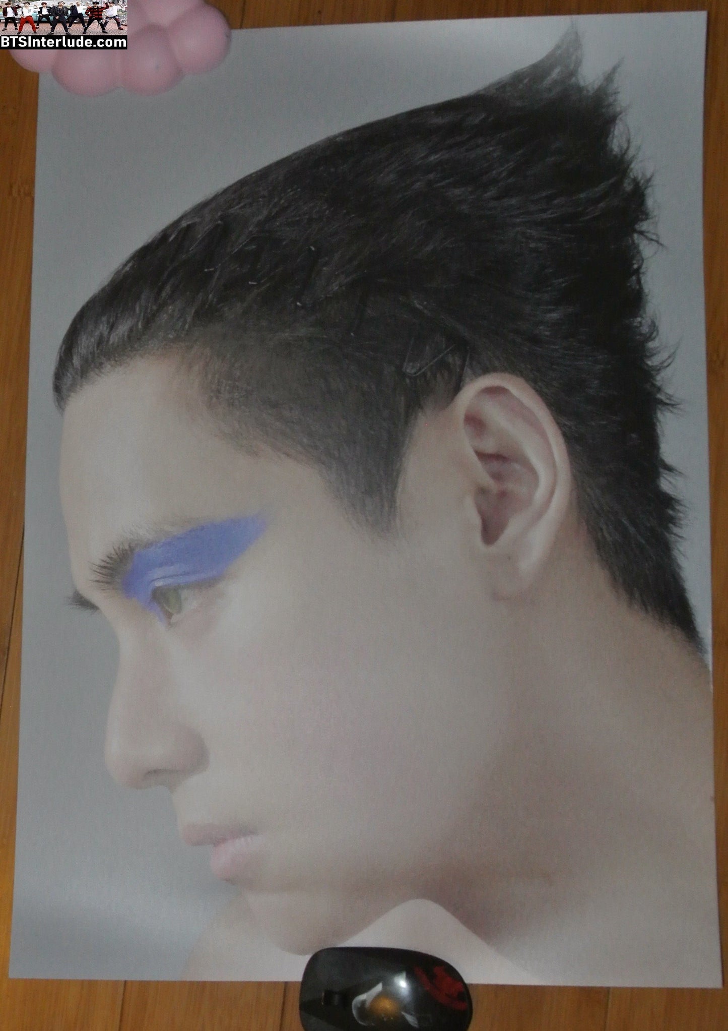 BTS POSTER OFFICIAL V KIM TAEHYUNG 김태형 TYPE PROFILE BLUE EYESHADOW OFFICIAL MERCHANDISE