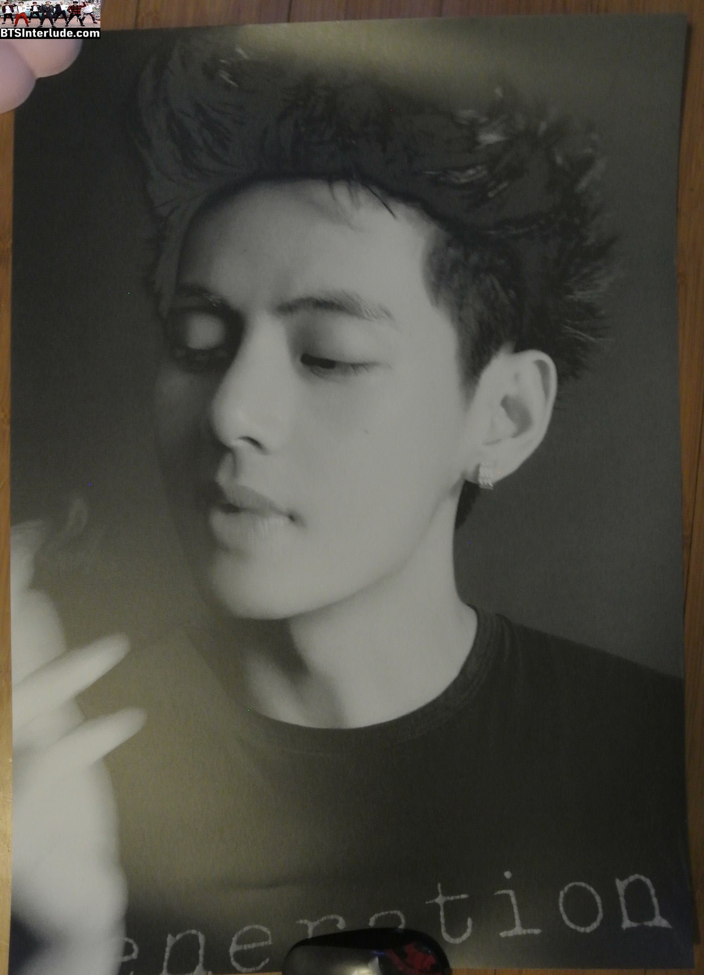 BTS POSTER OFFICIAL V KIM TAEHYUNG 김태형 TYPE BLACK WHITE OFFICIAL MERCHANDISE