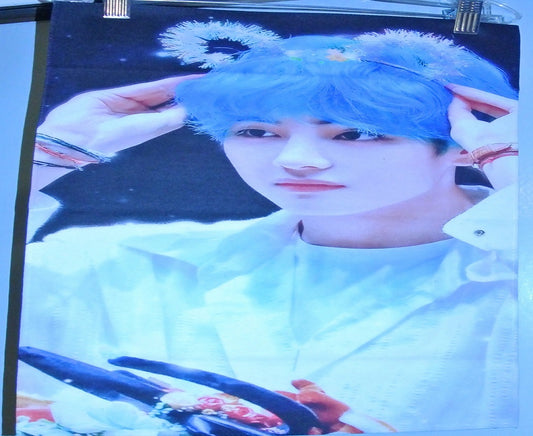BTS SLOGAN FABRIC XL V KIM TAEHYUNG 김태형 BLUE HAIR FANSIGN EARS SWEETNER V FANSITE BANNER 2 SIDED LIMITED EDITION