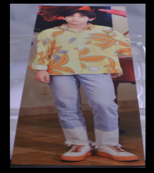 BTS SLOGAN CARDSTOCK V KIM TAEHYUNG 김태형 YELLOW FLORAL SHIRT FANSITE BANNER 2 SIDED LIMITED EDITION
