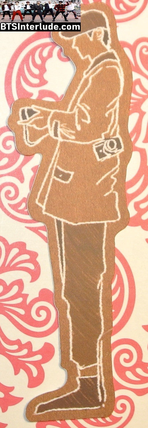 BTS STICKER V KIM TAEHYUNG 김태형 BROWN SCENERY MUSIC VIDEO SCENE CHECKING CAMERA HAT
