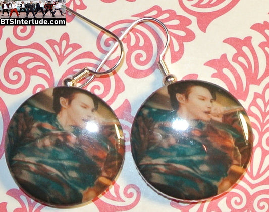 BTS EARRINGS BUTTON SUGA MIN YOONGI 민윤기 2 IN 1 ARIRANG CAMO PIERCED OR CLIPS DANGLE DROP