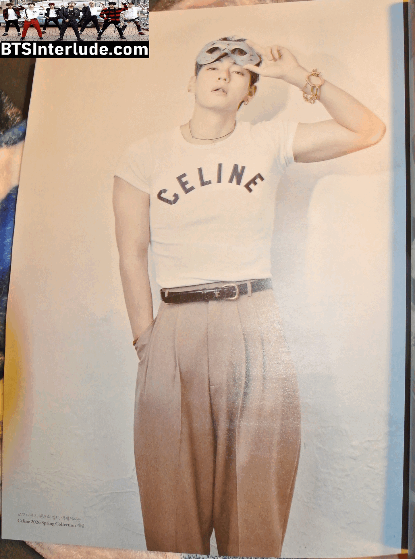 BTS MAGAZINE OFFICIAL V KIM TAEHYUNG 김태형 W KOREA VOL 9 SILVER MASK CELINE SHIRT SEPTEMBER 2025 OFFICIAL MERCHANDISE