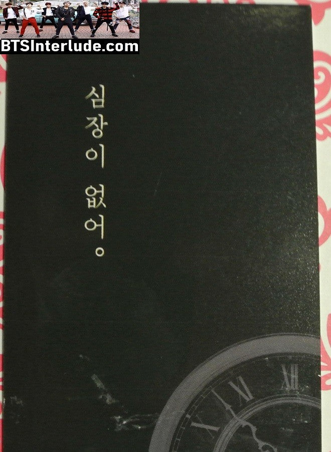 BTS PHOTOCARD FANSITE V KIM TAEHYUNG 김태형 PINK JACKET MIC 3/4 PROFILE PC PHOTO CARD
