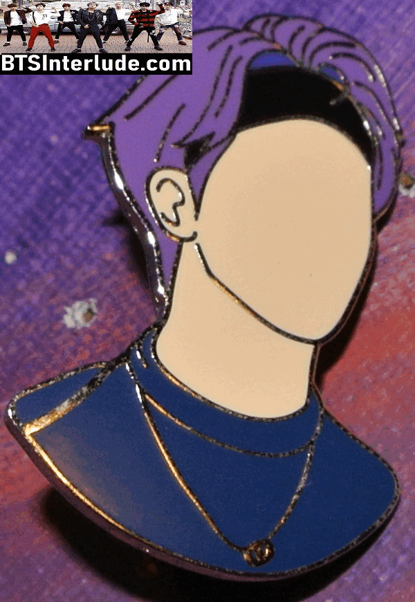 BTS PIN ENAMEL SILVER V KIM TAEHYUNG 김태형 PURPLE HAIR BLACK T SHIRT SARANGTAE PINS BADGE BUTTON